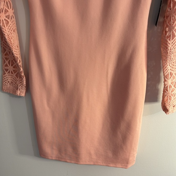 NWT Lulu's long lace sleeve dress - Picture 6 of 12